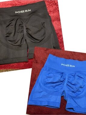 PCHEE BUM Seamless Scrunch Butt Lifting Shorts - Black & Royal Blue